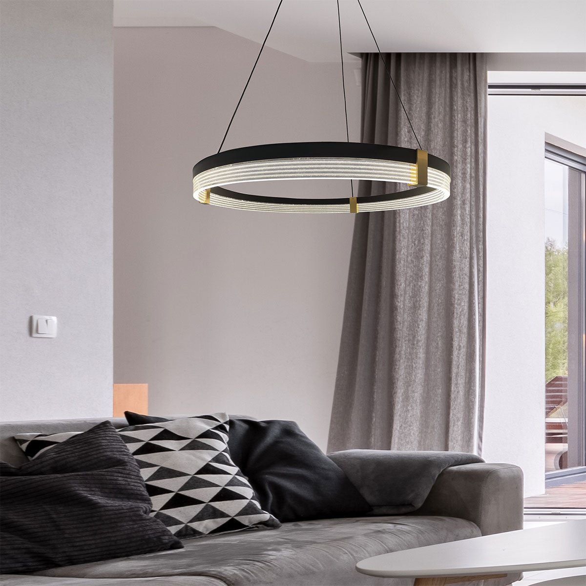 Lampa wisząca Plum Triangle 60 cm czarno-transparentna LED CCT - plum-1-lampa-wiszaca-led-cct-lp-04071p-m-bk-triangle-2.jpg