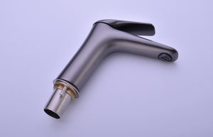 Bateria umywalkowa niska - _DMO7593.JPG